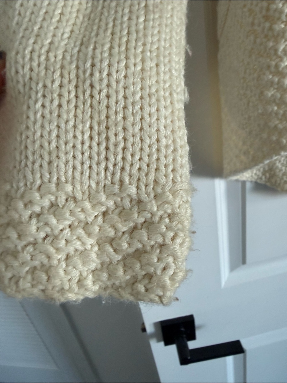 bebe Cream Open-Front Knit Cardigan with Cable and Crochet Details - Picture 2 of 4